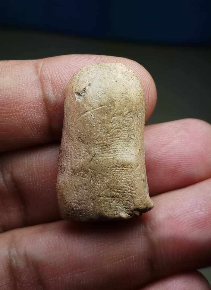 พระคงฟอร์มสวย