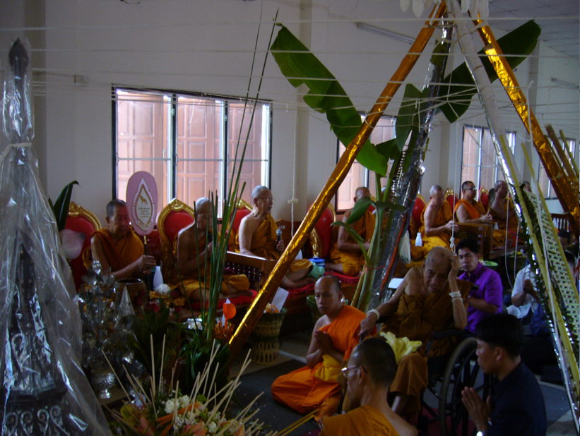 ภาพบรรยากาศงานสืบชะตาหลวงปู่ครูบาตั๋น และ แจ้งข่าวรายละเอียดการปลุกเสกพระกริ่ง 8 รอบล่าสุด