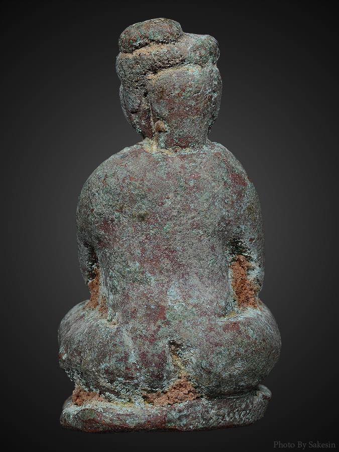 บรมครูโบโบอ่องเนื้อสัมริด