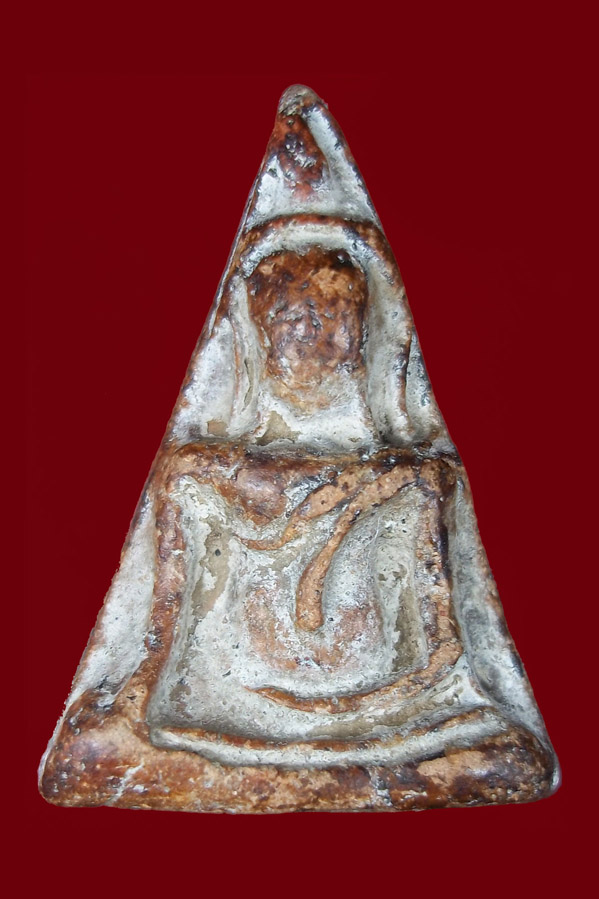 @@@พระนางพญาพิมพ์เข่าโค้งครับ@@@