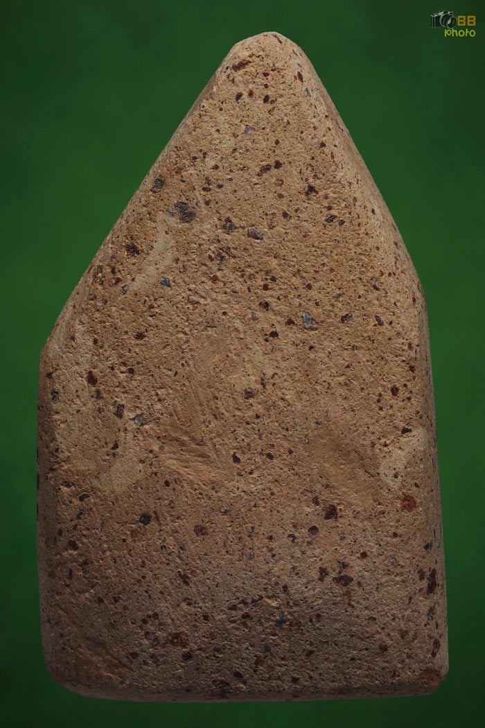 พระหูยาน กรุสันกู่เหล็ก