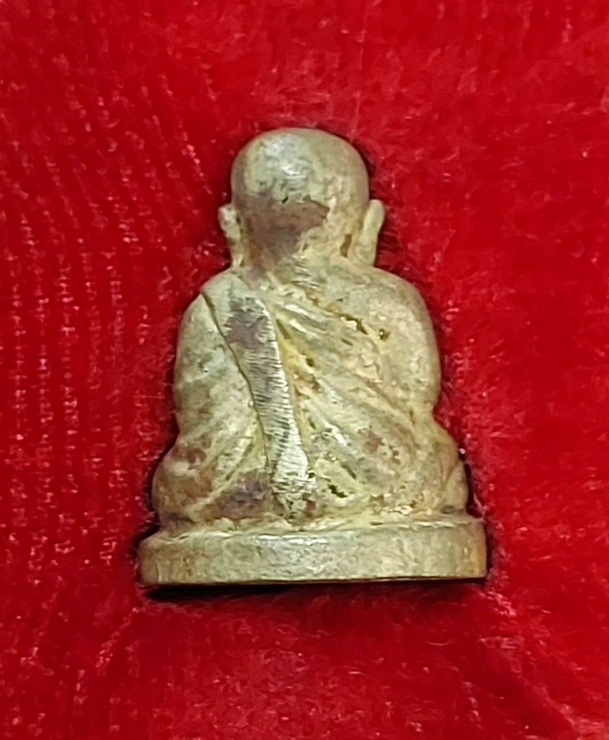 รูปหล่อหลวงพ่อเงินบางคลาน ช้างคู่ ปี26