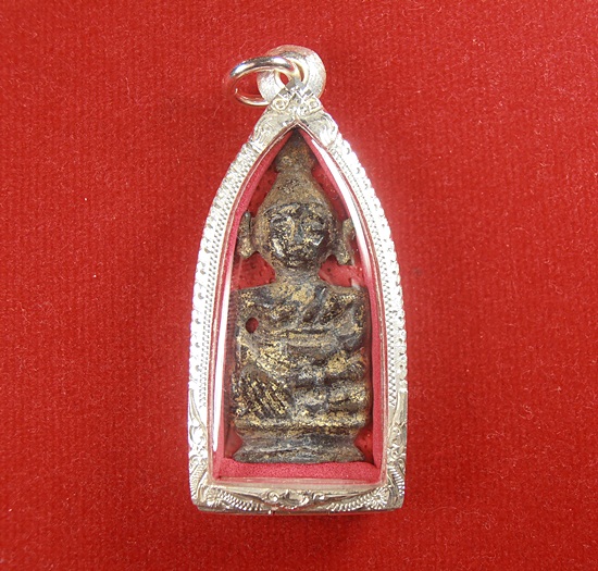 ตุ๊กตาเล็ก สภาพสวยๆ ตลับเงินสั่งตัด พร้อมใช้ครับ