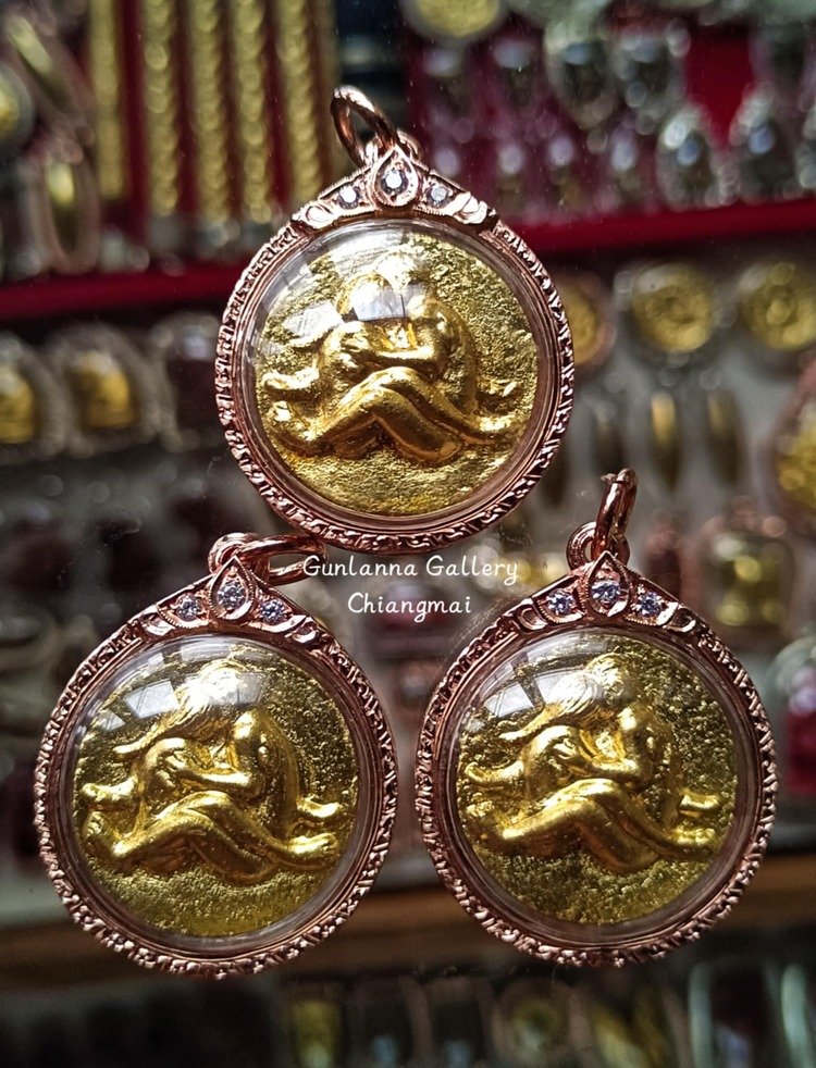 อิ่นแก้วมหาเสน่ห์ วัดทุ่งโป่ง