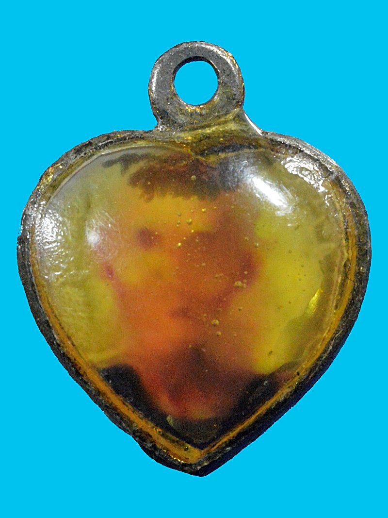 ล็อกเก็ตจิ๋วรูปหัวใจ เซียนแปะโรงสี