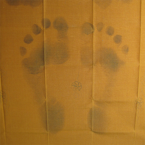 รอยมือรอยเท้าหลวงปู่ดู่วัดสะแก