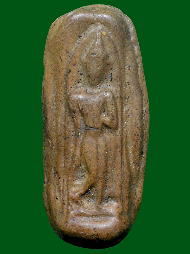 พระลีลาเม็ดขนุนเก่าๆ ไม่ทราบกรุ